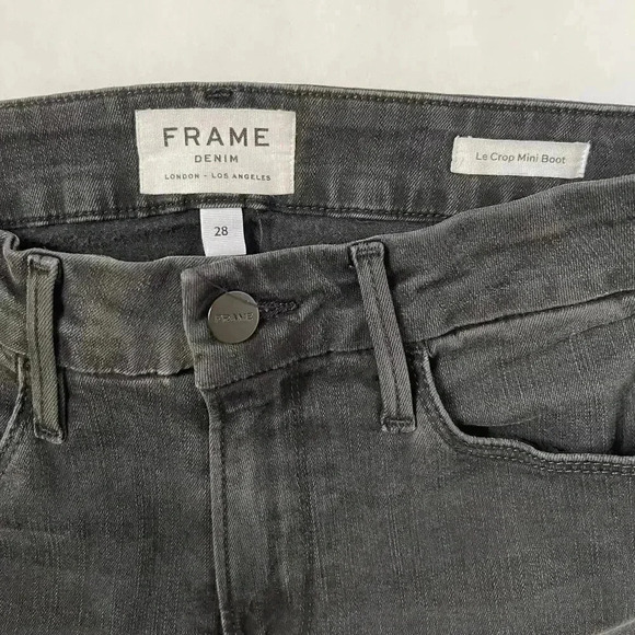 Frame Le Crop Mini Boot Fox Park Fringe Shredded Hem Jeans - Black - Size 28 - Picture 5 of 6